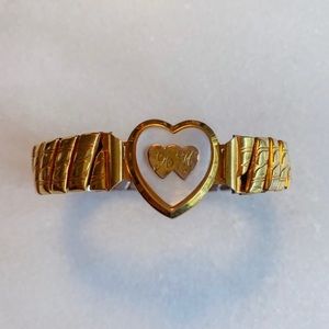 Mother of Pearl Vintage Heart Bracelet